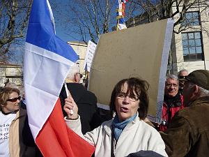 2012 03 10 NIMES MANIF CONTRE COLLOQUE DU FLN (8) PAR GV